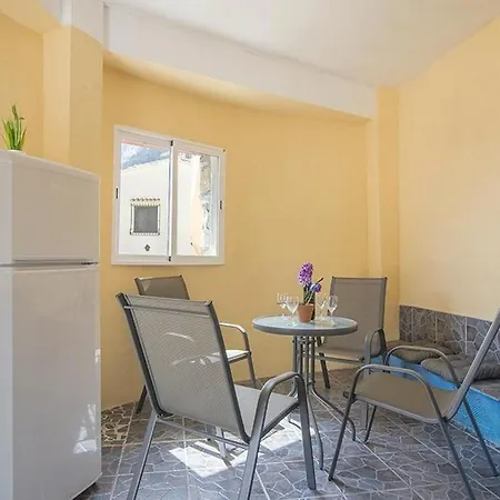 Apartment Bodega Blue 8/9