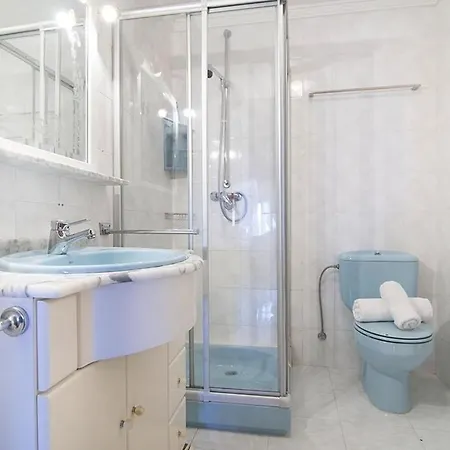 Bodega Blue 8/9 Apartment *